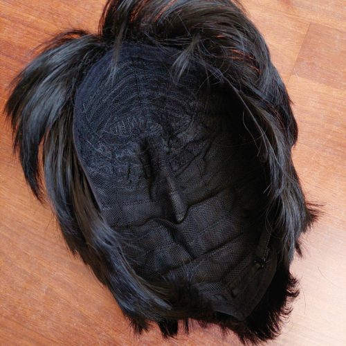 Fekete rövid cosplay paróka